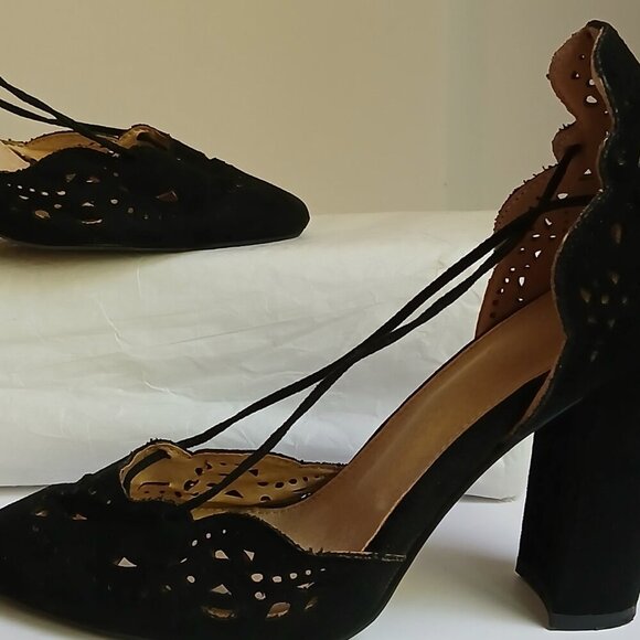 'Jenni' Black Suede CutOuts Block Heels Pointy Toes Long Ankle Wrap Laces Sz 8 - Picture 10 of 12